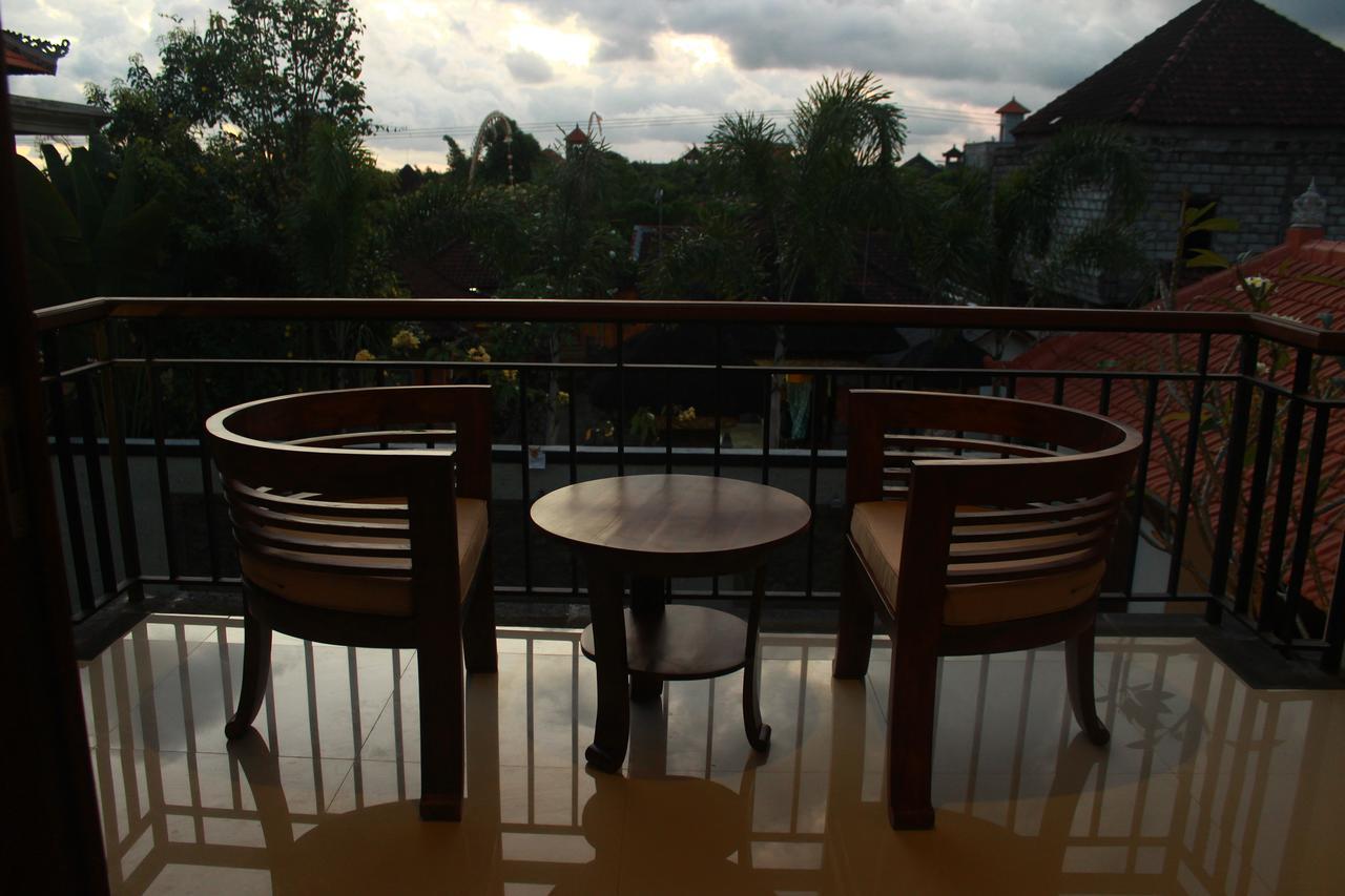 Sumantra House Ubud Exterior photo